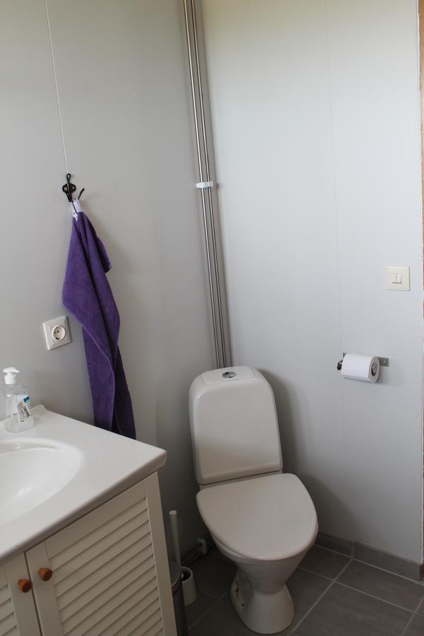 Midhop Guesthouse Thingeyrar Bagian luar foto